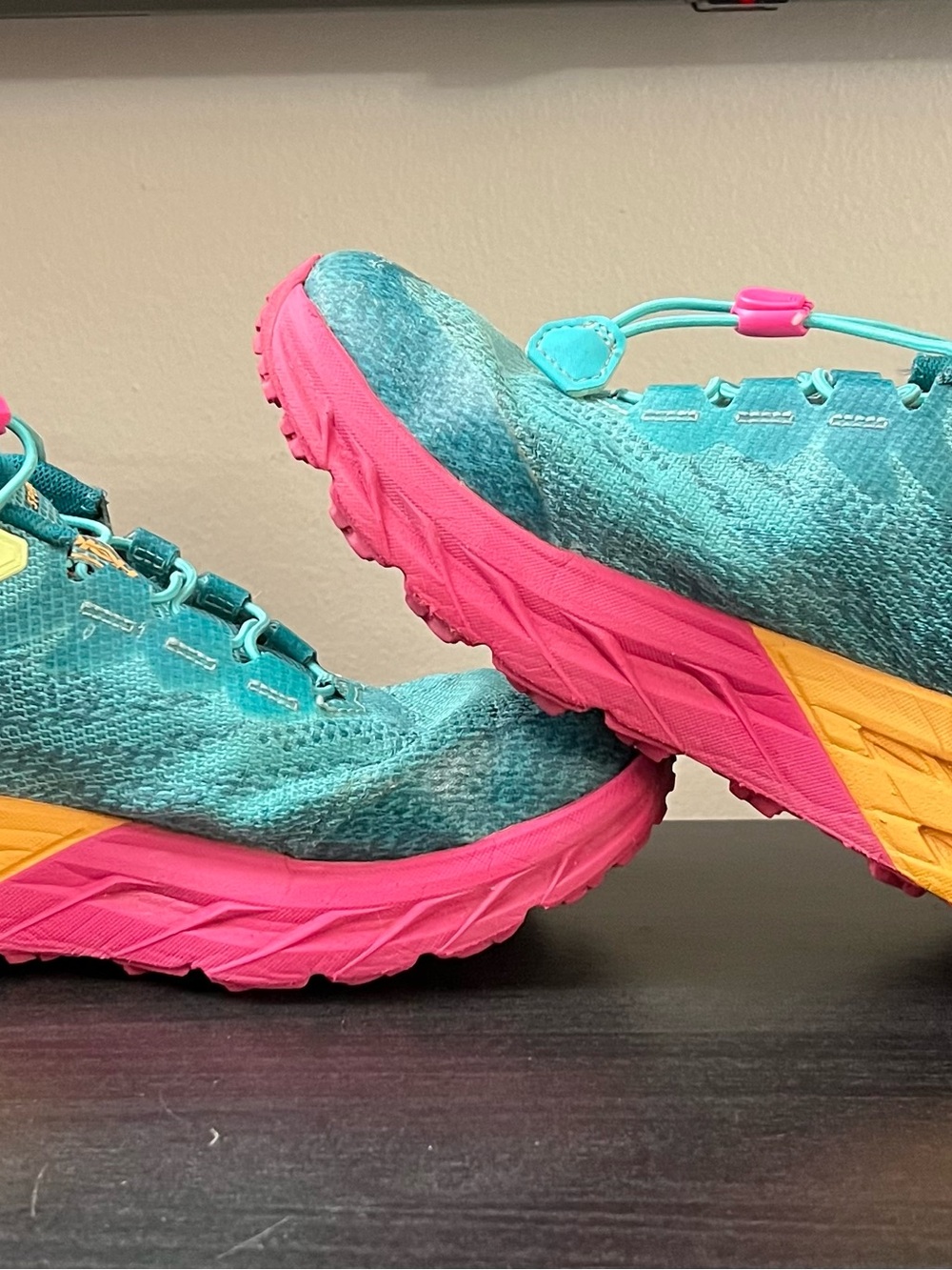 Hoka Speedgoat 5 Youth 5.5MD  Deep Lake Ceramic